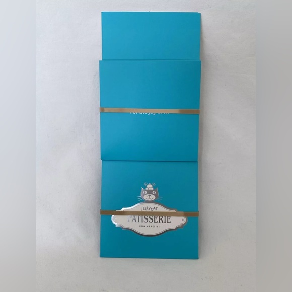 Jellycat COLLETTE TARTE AUX CITRON PARIS EXCLUSIVE Bag Pin Stickers NEW! - Picture 8 of 13